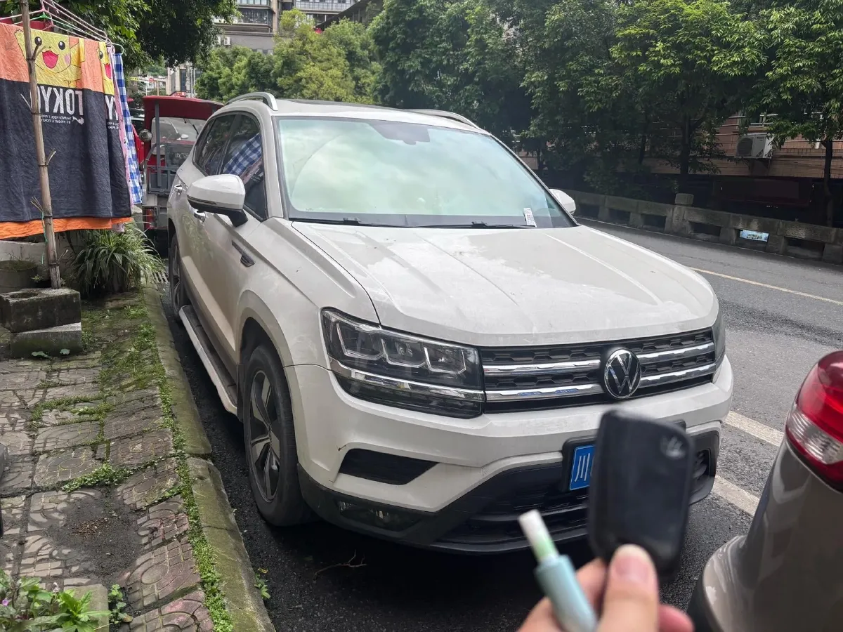 2021 Volkswagen Tharu 1.4T 150HP L4 7DCT,autocango,china used car exporter,china ev exporter,chinese used car exporter,chinese used ev exporter