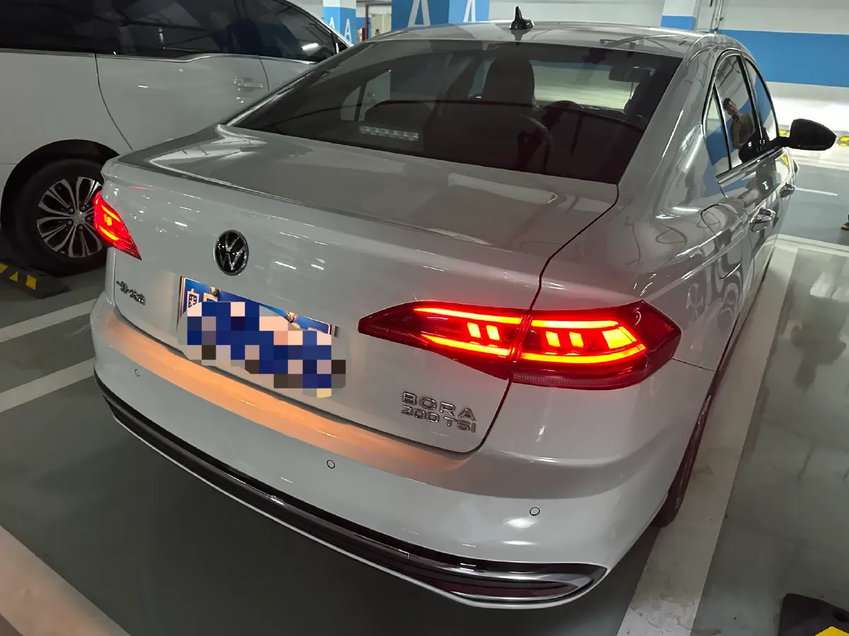 2023 Volkswagen Bora 1.2T 116HP L4 7DCT,autocango,china used car exporter,china ev exporter,chinese used car exporter,chinese used ev exporter
