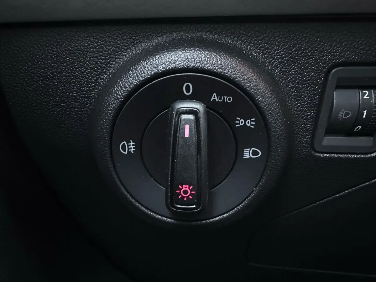 2023 Jetta VS5 1.4T 150HP L4 6AT,autocango,china used car exporter,china ev exporter,chinese used car exporter,chinese used ev exporter