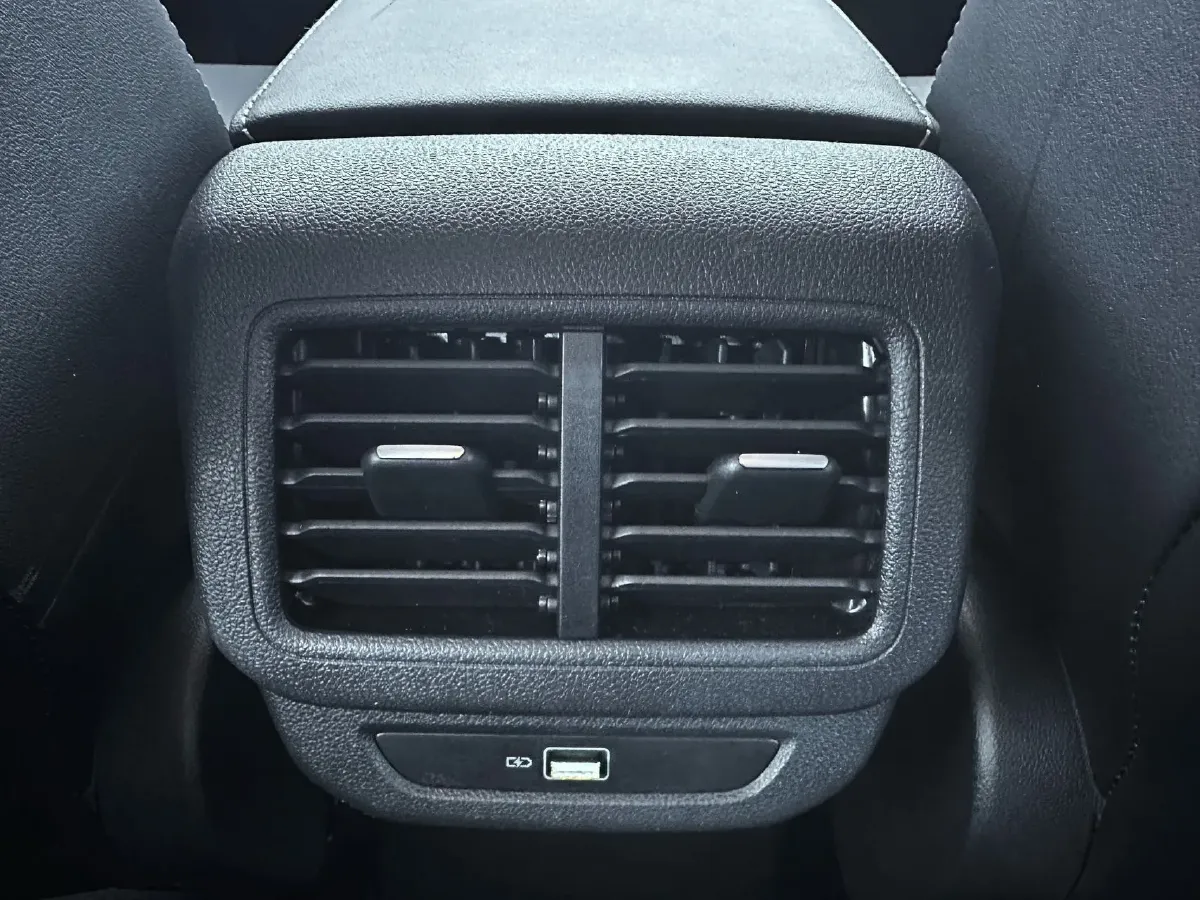 2023 Jetta VS5 1.4T 150HP L4 6AT,autocango,china used car exporter,china ev exporter,chinese used car exporter,chinese used ev exporter