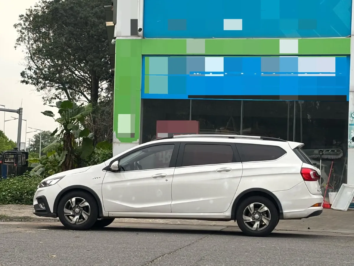 2018 BaoJun 360 1.5L 112HP L4 6MT,autocango,china used car exporter,china ev exporter,chinese used car exporter,chinese used ev exporter