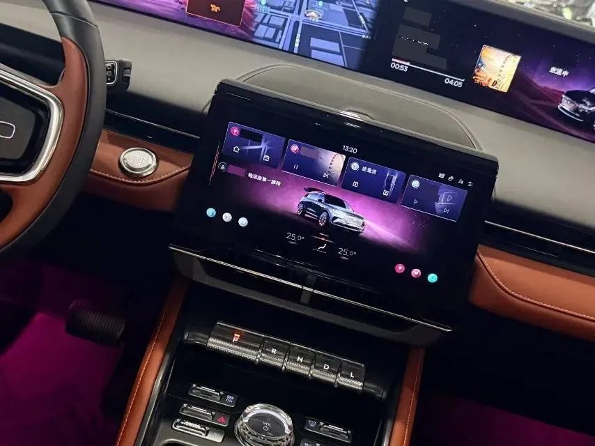 2025 Lincoln Nautilus 2.0T 282HP L4 E-CVT Hybrid,autocango,china used car exporter,china ev exporter,chinese used car exporter,chinese used ev exporter