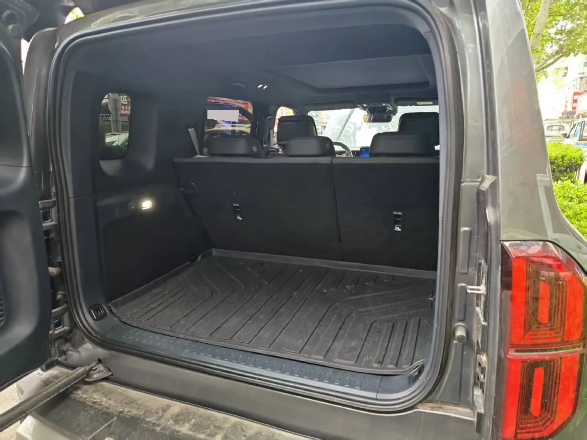 2023 FangChengBao Bao 5 1.5T 194HP L4 E-CVT PHEV 31.8KWH,autocango,china used car exporter,china ev exporter,chinese used car exporter,chinese used ev exporter