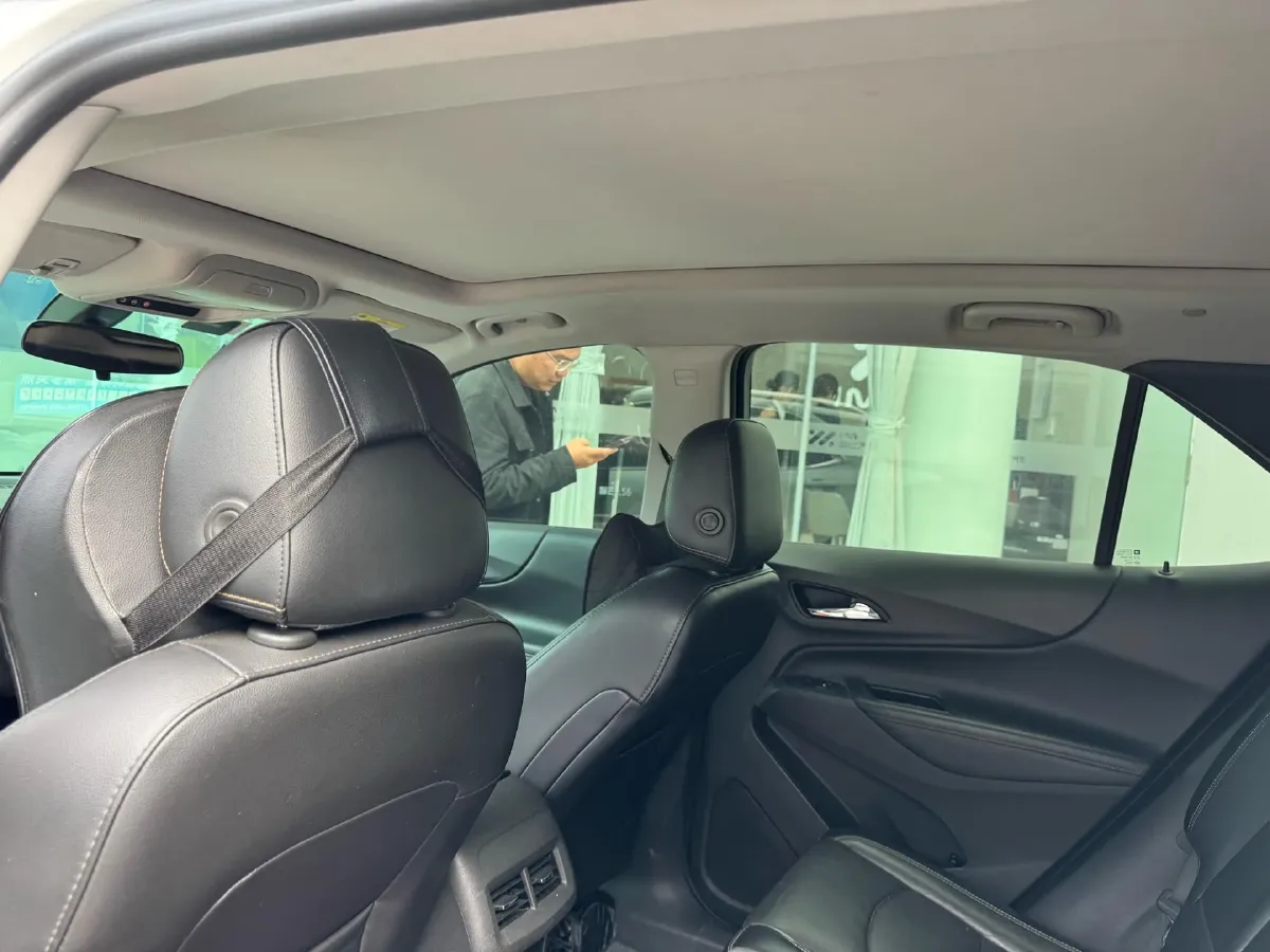 2018 Chevrolet Equinox 1.5T 180HP L4 6AT,autocango,china used car exporter,china ev exporter,chinese used car exporter,chinese used ev exporter