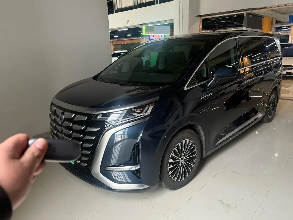 2023 Denza D9 1.5T 139HP L4 E-CVT PHEV 20.39KWH,autocango,china used car exporter,china ev exporter,chinese used car exporter,chinese used ev exporter