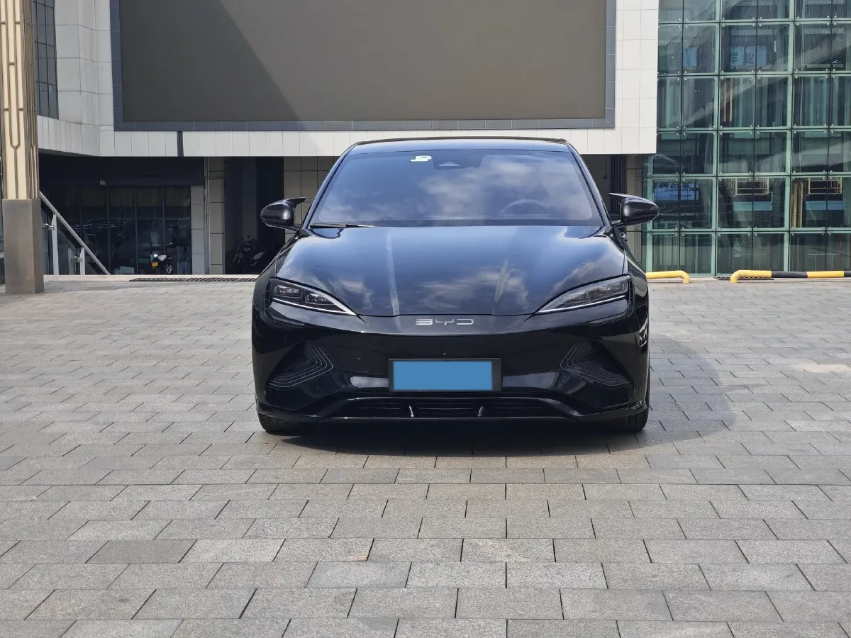 2022 AITO AITO M5 Range Extended 125HP REEV 40KWH,autocango,china used car exporter,china ev exporter,chinese used car exporter,chinese used ev exporter