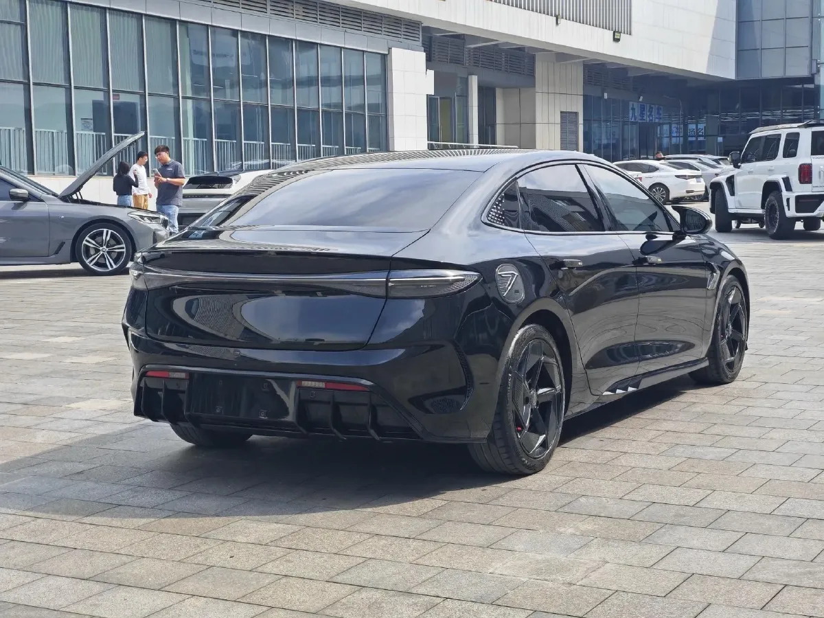 2022 AITO AITO M5 Range Extended 125HP REEV 40KWH,autocango,china used car exporter,china ev exporter,chinese used car exporter,chinese used ev exporter
