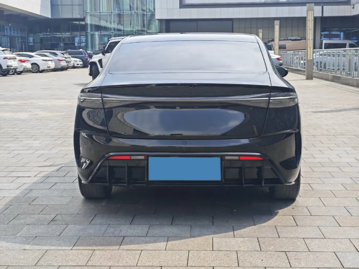 2022 AITO AITO M5 Range Extended 125HP REEV 40KWH,autocango,china used car exporter,china ev exporter,chinese used car exporter,chinese used ev exporter