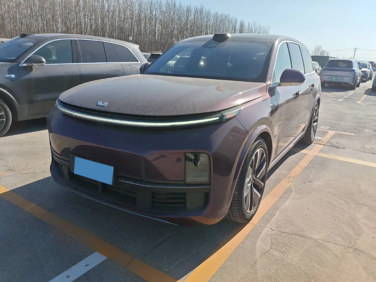 2024 Li L9 Range Extended 154HP REEV 52.3KWH,autocango,china used car exporter,china ev exporter,chinese used car exporter,chinese used ev exporter