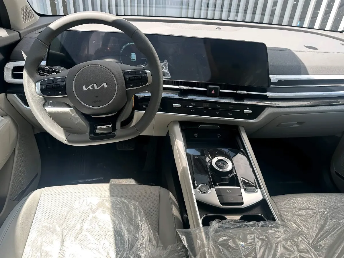 2025 Kia Sportage 1.5T 200HP L4 8AT,autocango,china used car exporter,china ev exporter,chinese used car exporter,chinese used ev exporter