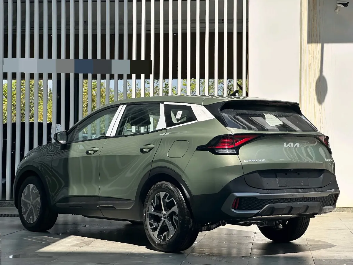 2025 Kia Sportage 1.5T 200HP L4 8AT,autocango,china used car exporter,china ev exporter,chinese used car exporter,chinese used ev exporter