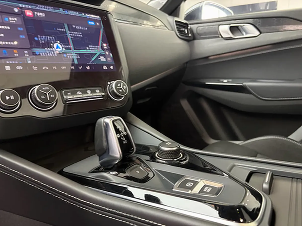 2022 LYNK&CO 03 2.0T 190HP L4 7DCT,autocango,china used car exporter,china ev exporter,chinese used car exporter,chinese used ev exporter