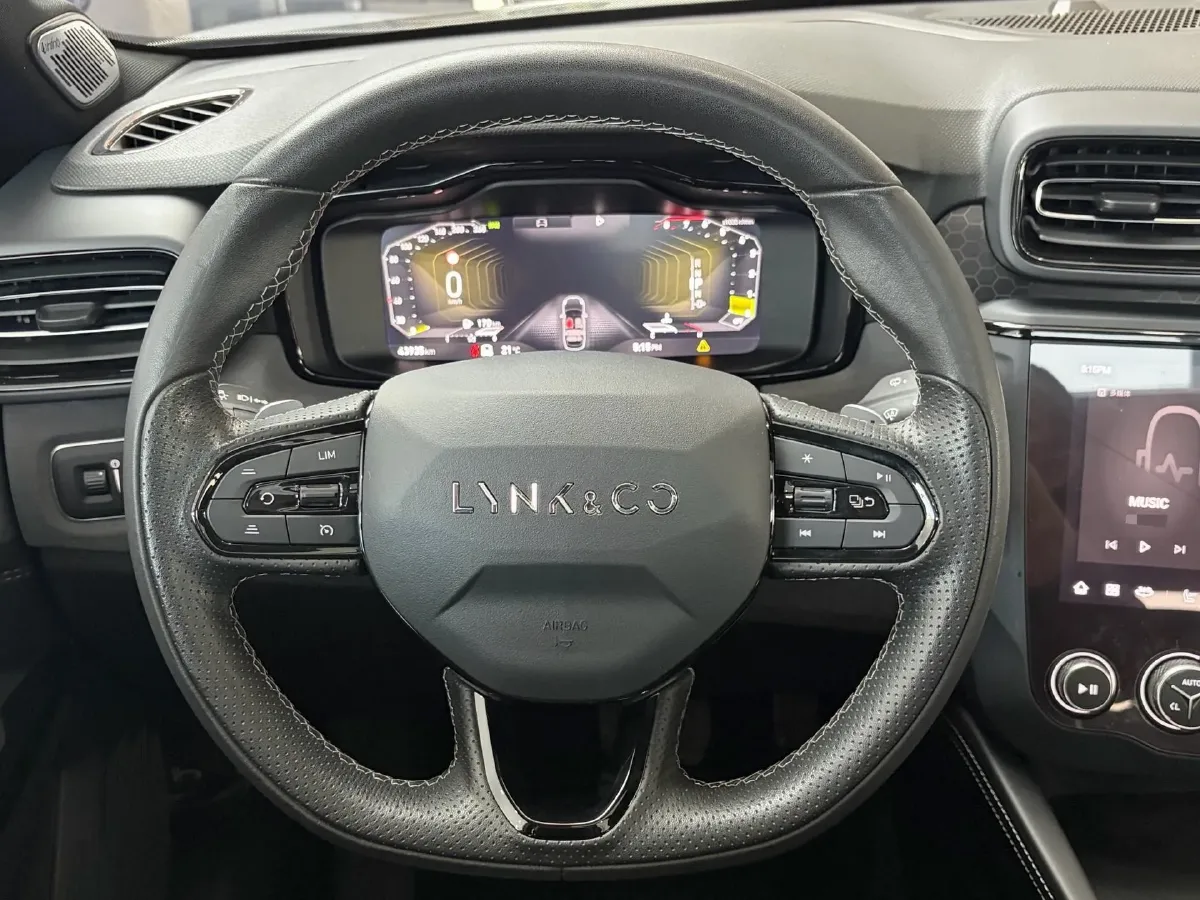 2022 LYNK&CO 03 2.0T 190HP L4 7DCT,autocango,china used car exporter,china ev exporter,chinese used car exporter,chinese used ev exporter