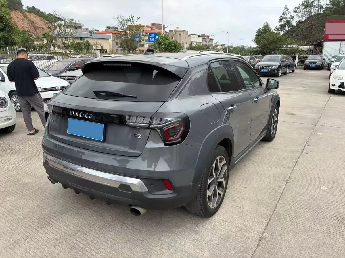 2018 Toyota C-HR 2.0L 171HP L4 CVT,autocango,china used car exporter,china ev exporter,chinese used car exporter,chinese used ev exporter
