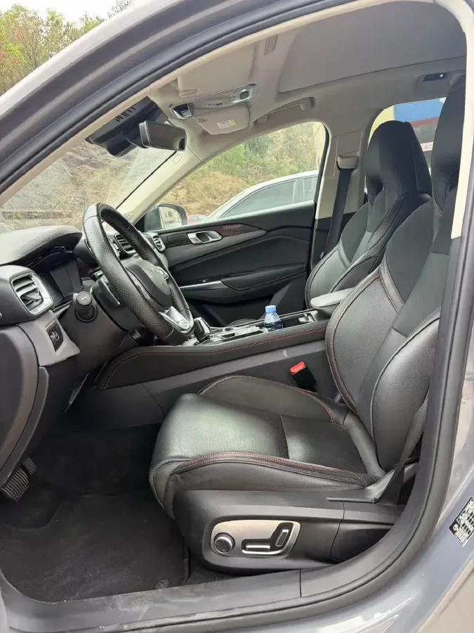 2018 Toyota C-HR 2.0L 171HP L4 CVT,autocango,china used car exporter,china ev exporter,chinese used car exporter,chinese used ev exporter