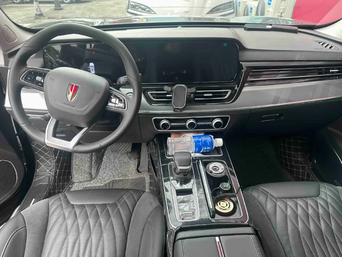 2023 HongQi HS5 2.0T 252HP L4 8AT,autocango,china used car exporter,china ev exporter,chinese used car exporter,chinese used ev exporter