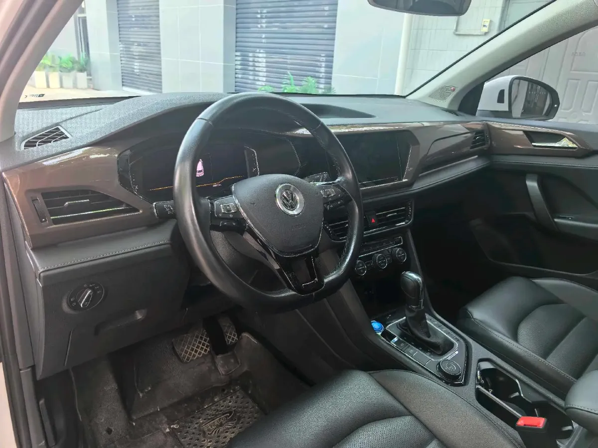 2020 Volkswagen Tharu 2.0T 186HP L4 7DCT,autocango,china used car exporter,china ev exporter,chinese used car exporter,chinese used ev exporter