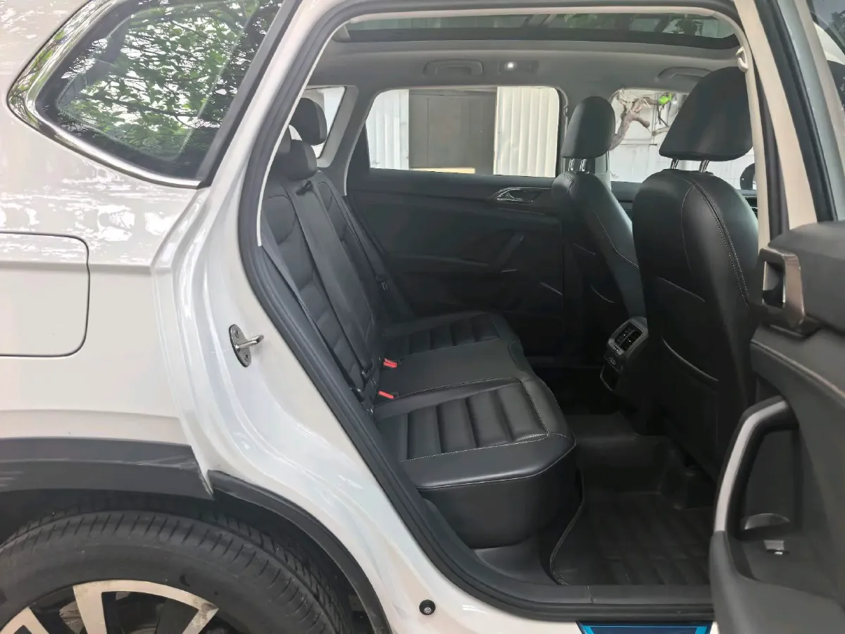 2020 Volkswagen Tharu 2.0T 186HP L4 7DCT,autocango,china used car exporter,china ev exporter,chinese used car exporter,chinese used ev exporter