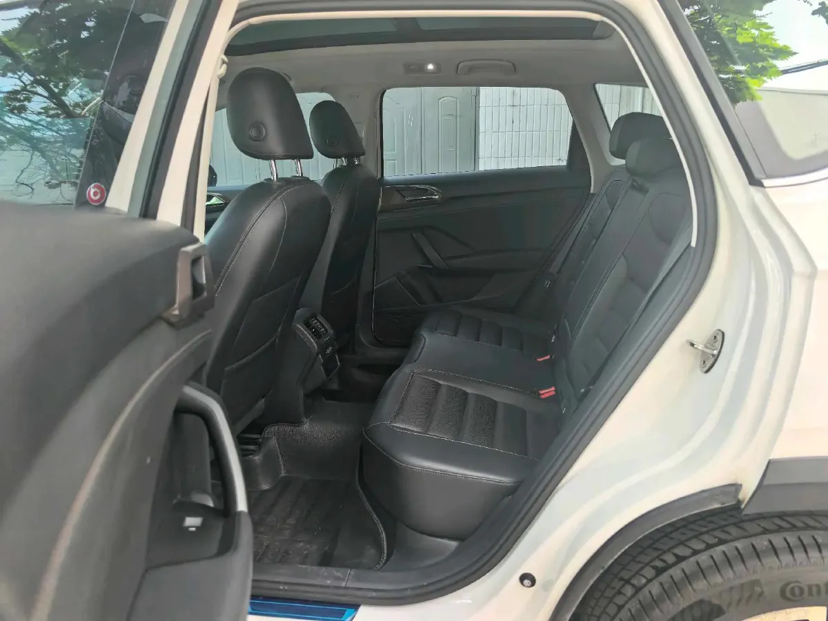 2020 Volkswagen Tharu 2.0T 186HP L4 7DCT,autocango,china used car exporter,china ev exporter,chinese used car exporter,chinese used ev exporter