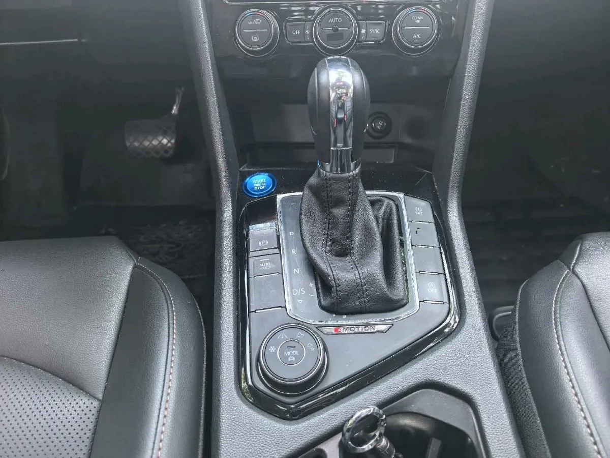 2020 Volkswagen Tharu 2.0T 186HP L4 7DCT,autocango,china used car exporter,china ev exporter,chinese used car exporter,chinese used ev exporter