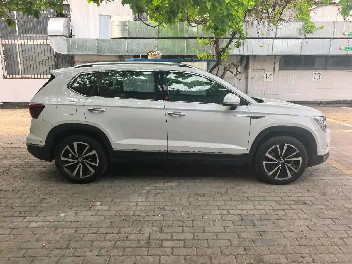2020 Volkswagen Tharu 2.0T 186HP L4 7DCT,autocango,china used car exporter,china ev exporter,chinese used car exporter,chinese used ev exporter