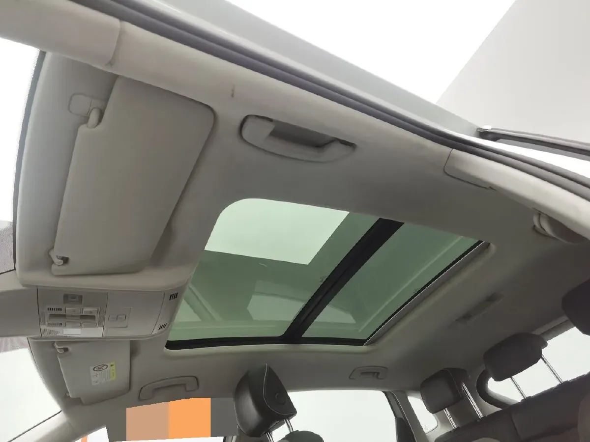 2023 Volkswagen Tayron X 2.0T 186HP L4 7DCT,autocango,china used car exporter,china ev exporter,chinese used car exporter,chinese used ev exporter