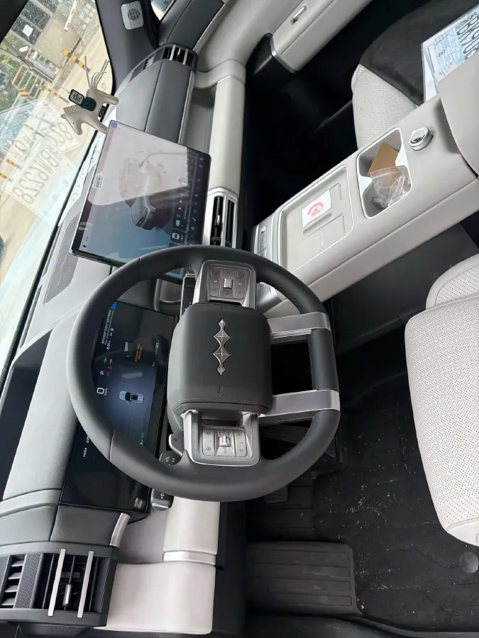 2025 FangChengBao Tai 7 1.5T 156HP L4 E-CVT PHEV,autocango,china used car exporter,china ev exporter,chinese used car exporter,chinese used ev exporter