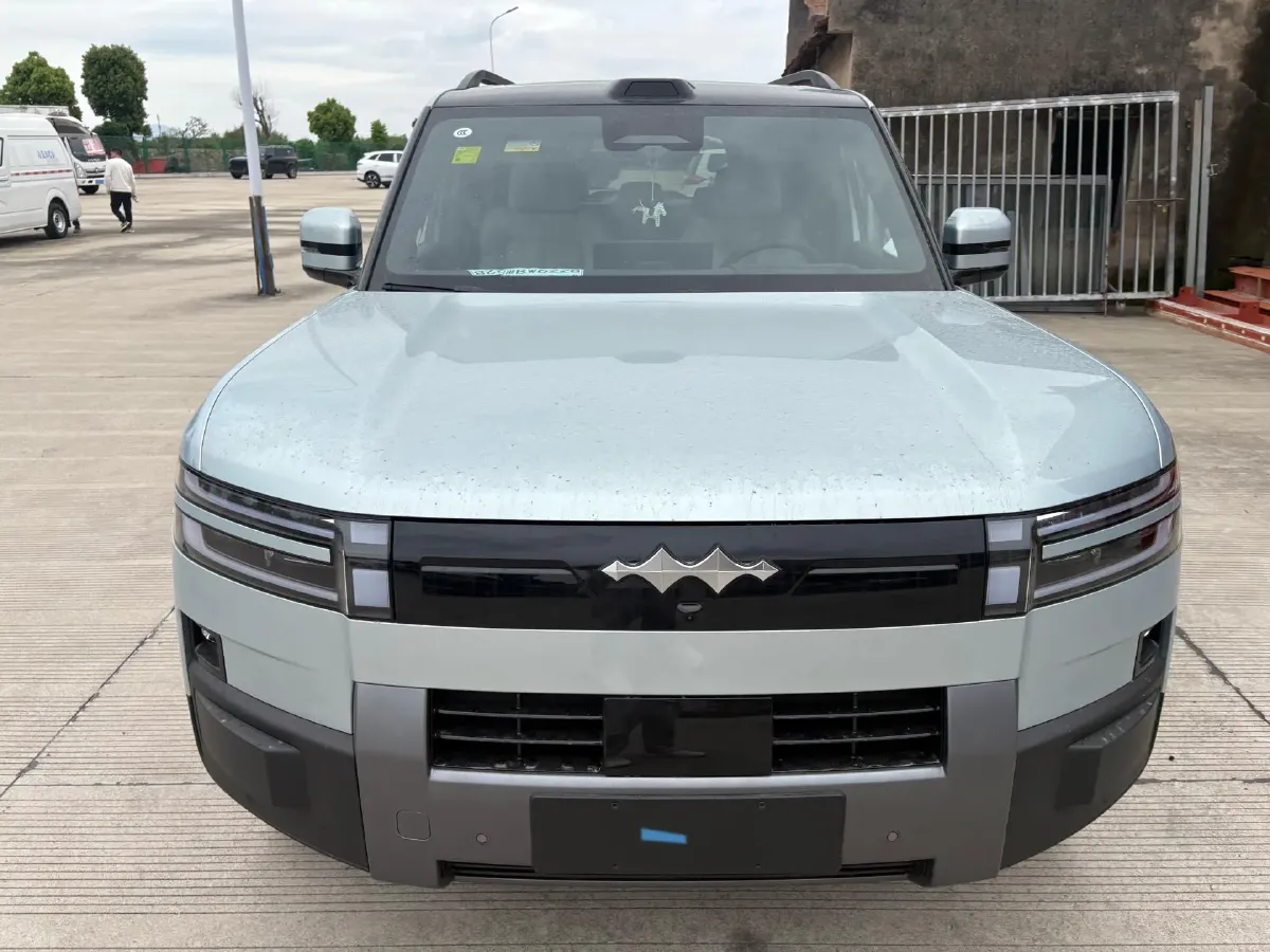 2025 FangChengBao Tai 7 1.5T 156HP L4 E-CVT PHEV,autocango,china used car exporter,china ev exporter,chinese used car exporter,chinese used ev exporter