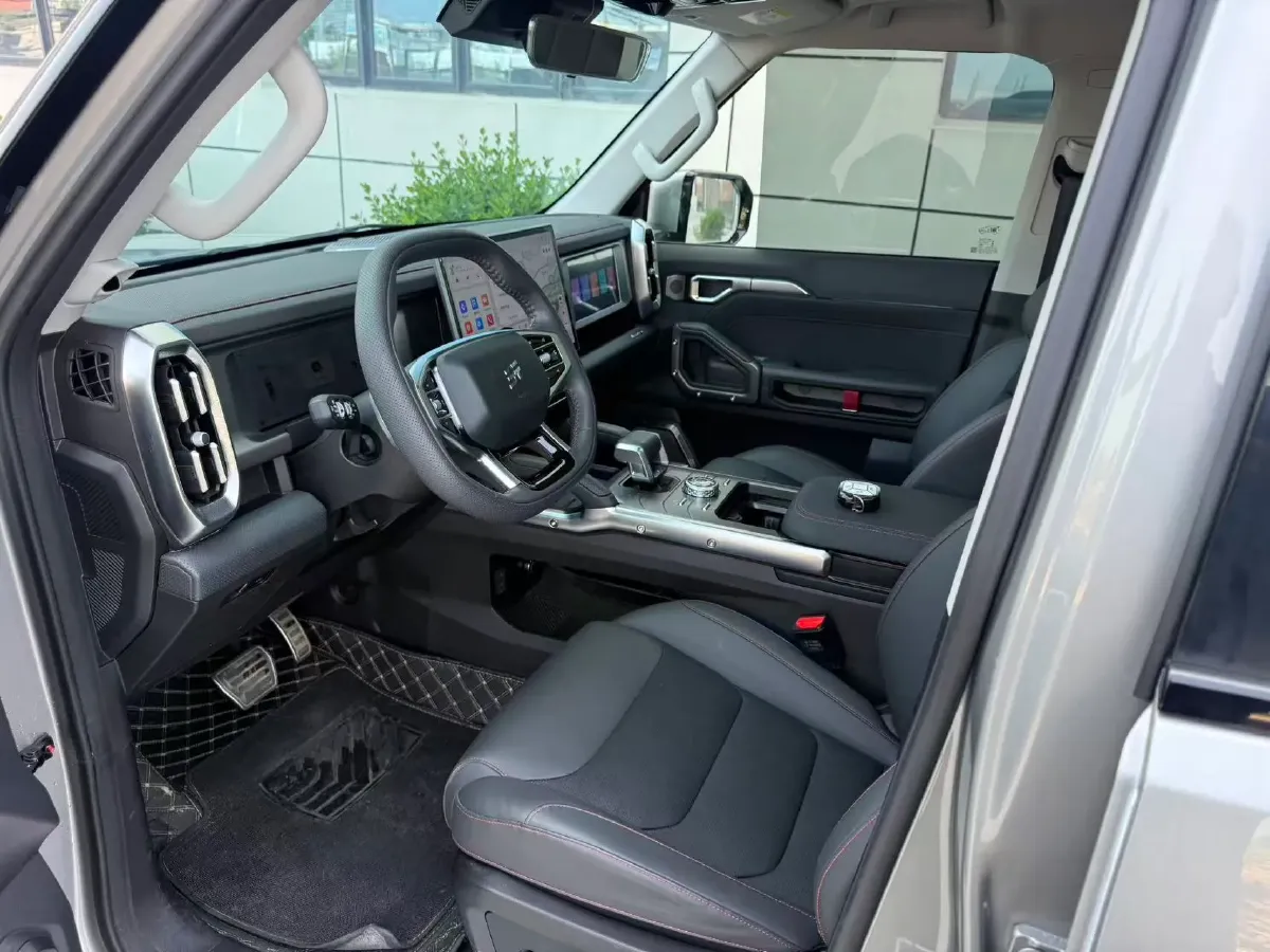 2023 Jetour Traveller 2.0T 254HP L4 7DCT,autocango,china used car exporter,china ev exporter,chinese used car exporter,chinese used ev exporter