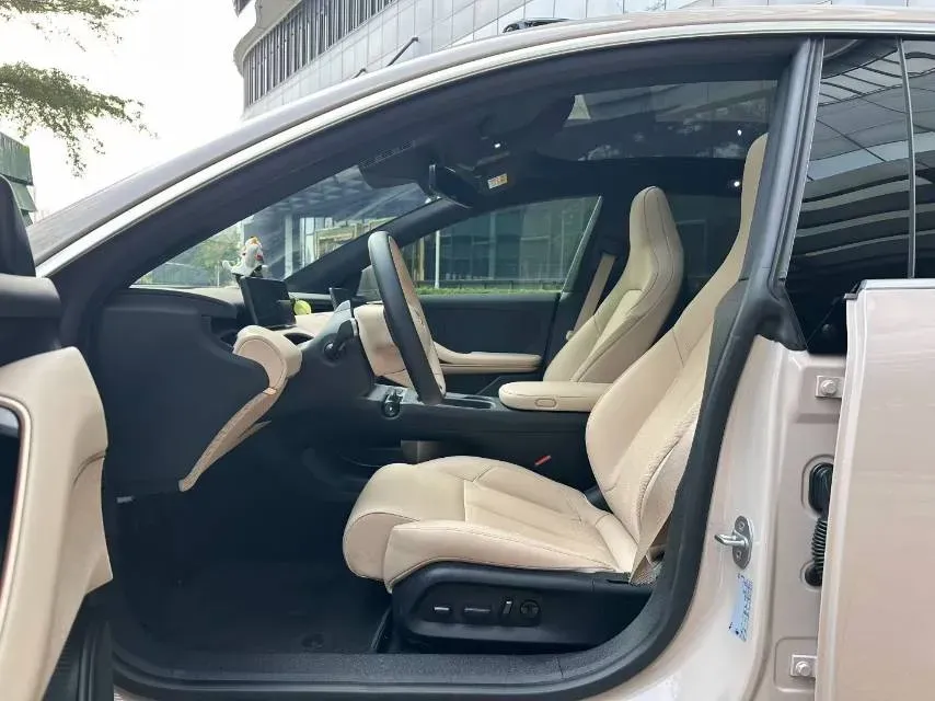 2024 NIO ET5 BEV 75KWH,autocango,china used car exporter,china ev exporter,chinese used car exporter,chinese used ev exporter