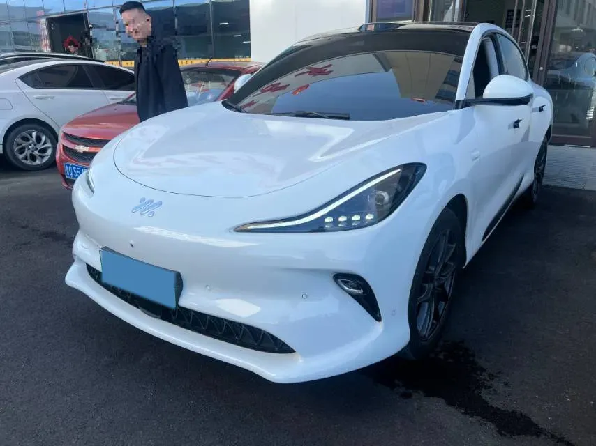 2025 IM LS6 BEV 75KWH,autocango,china used car exporter,china ev exporter,chinese used car exporter,chinese used ev exporter