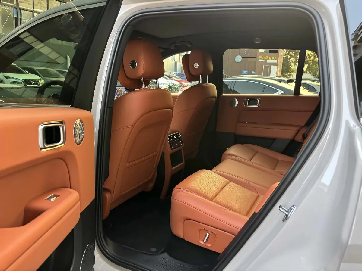 2023 Li L7 Range Extended 154HP REEV 40.9KWH,autocango,china used car exporter,china ev exporter,chinese used car exporter,chinese used ev exporter