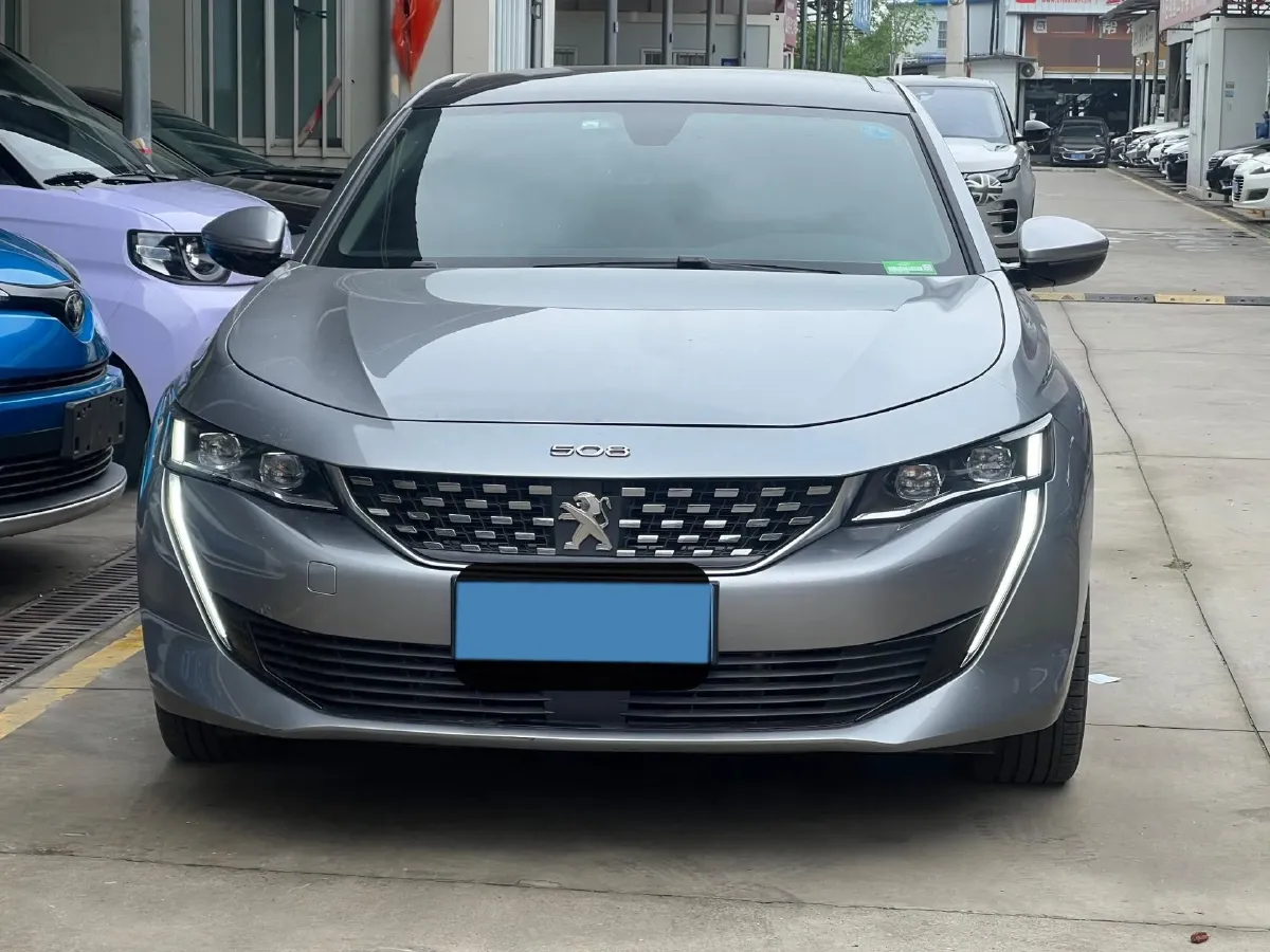 2022 Peugeot 508 1.6T 170HP L4 6AT,autocango,china used car exporter,china ev exporter,chinese used car exporter,chinese used ev exporter