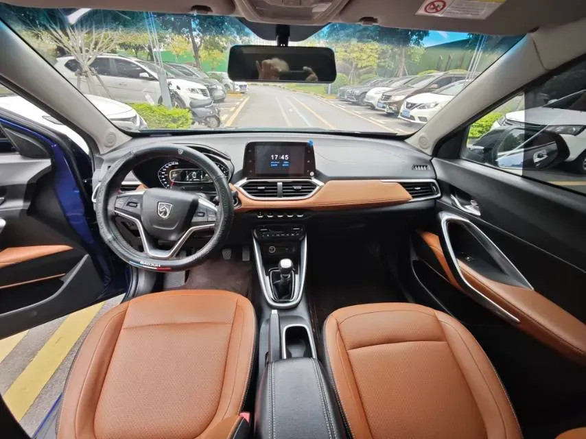 2017 BaoJun 510 1.5L 112HP L4 6MT,autocango,china used car exporter,china ev exporter,chinese used car exporter,chinese used ev exporter