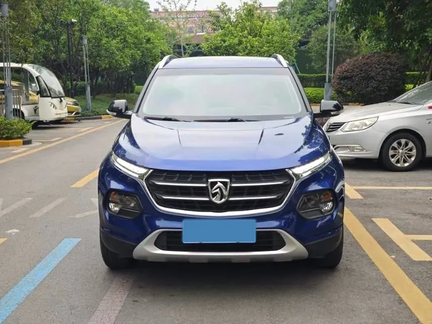 2017 BaoJun 510 1.5L 112HP L4 6MT,autocango,china used car exporter,china ev exporter,chinese used car exporter,chinese used ev exporter