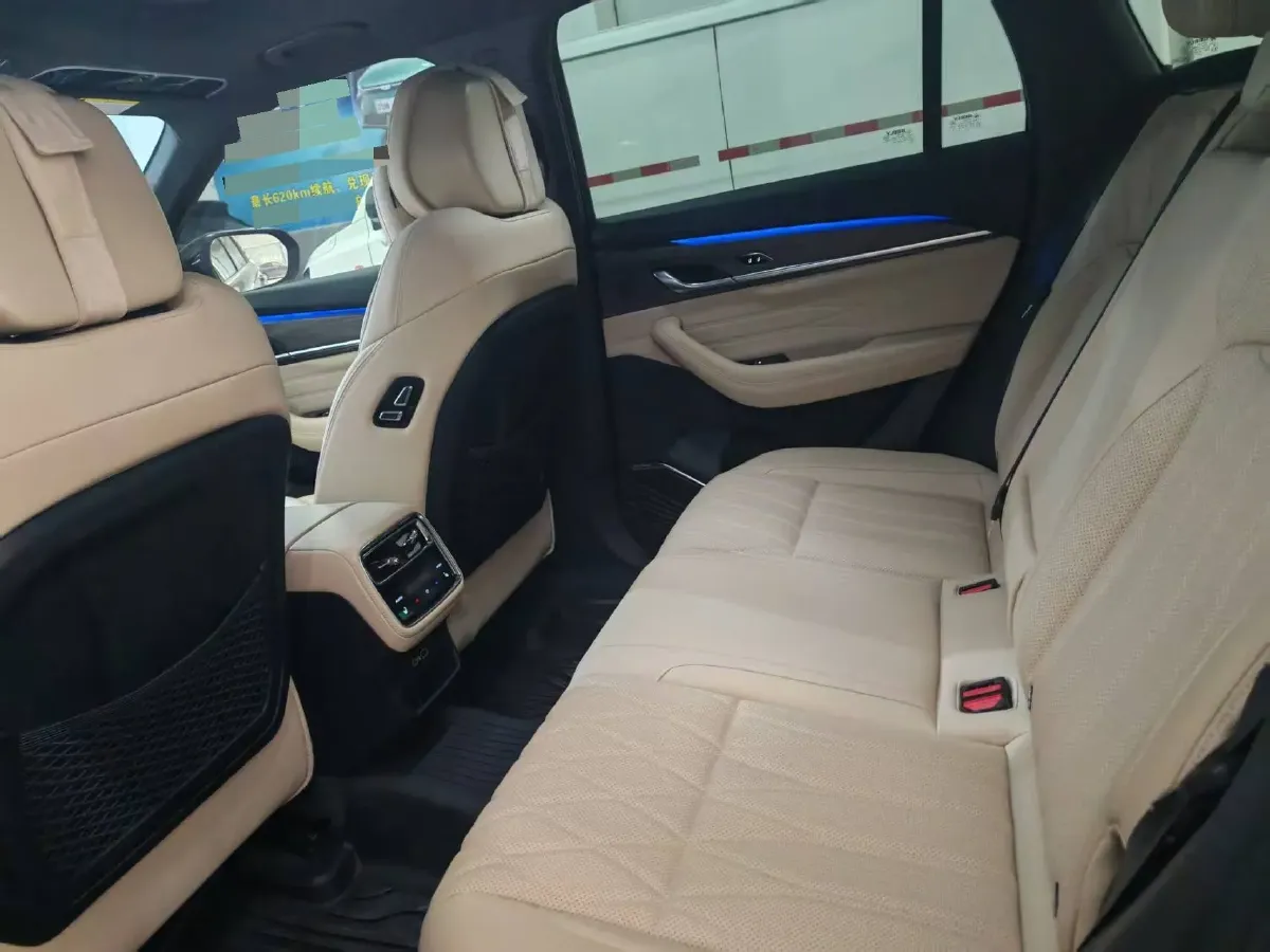 2025 Geely Monjaro 2.0T 238HP L4 8AT,autocango,china used car exporter,china ev exporter,chinese used car exporter,chinese used ev exporter