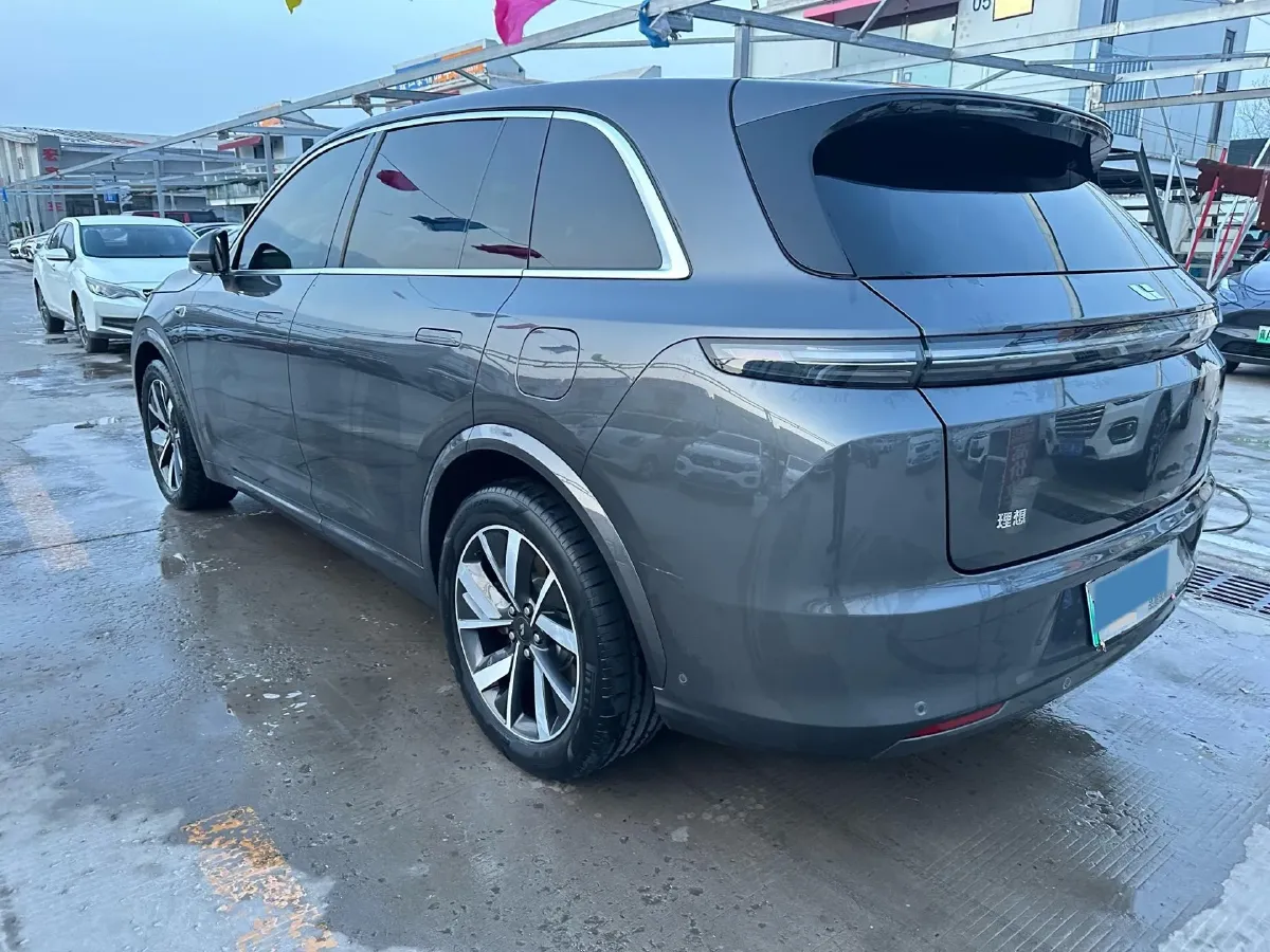 2023 Li L7 Range Extended 154HP REEV 40.9KWH,autocango,china used car exporter,china ev exporter,chinese used car exporter,chinese used ev exporter