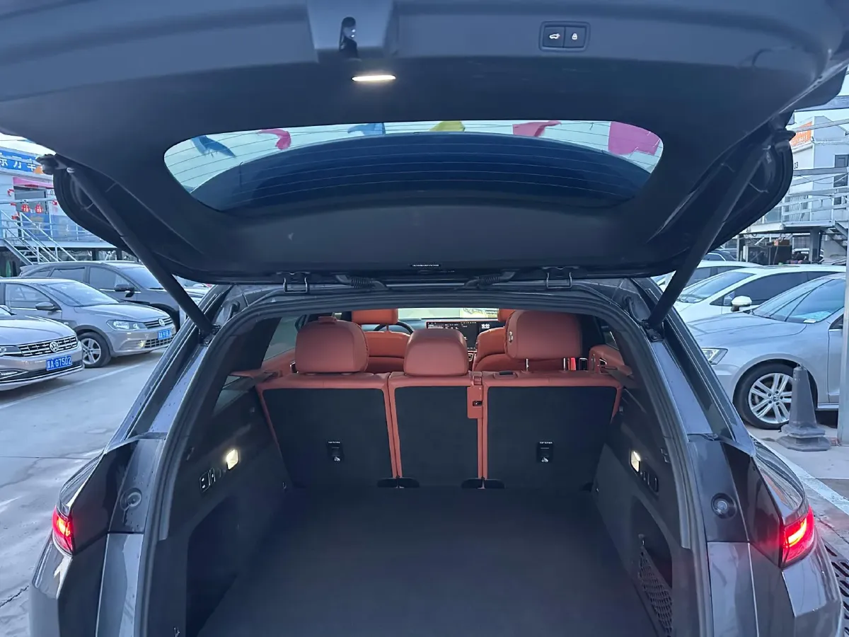 2023 Li L7 Range Extended 154HP REEV 40.9KWH,autocango,china used car exporter,china ev exporter,chinese used car exporter,chinese used ev exporter