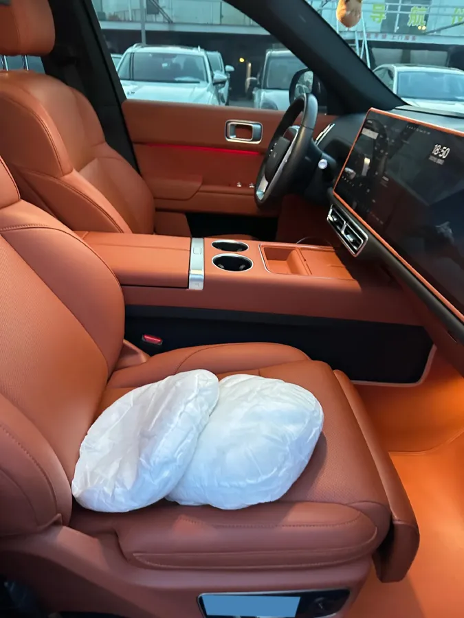 2023 Li L7 Range Extended 154HP REEV 40.9KWH,autocango,china used car exporter,china ev exporter,chinese used car exporter,chinese used ev exporter