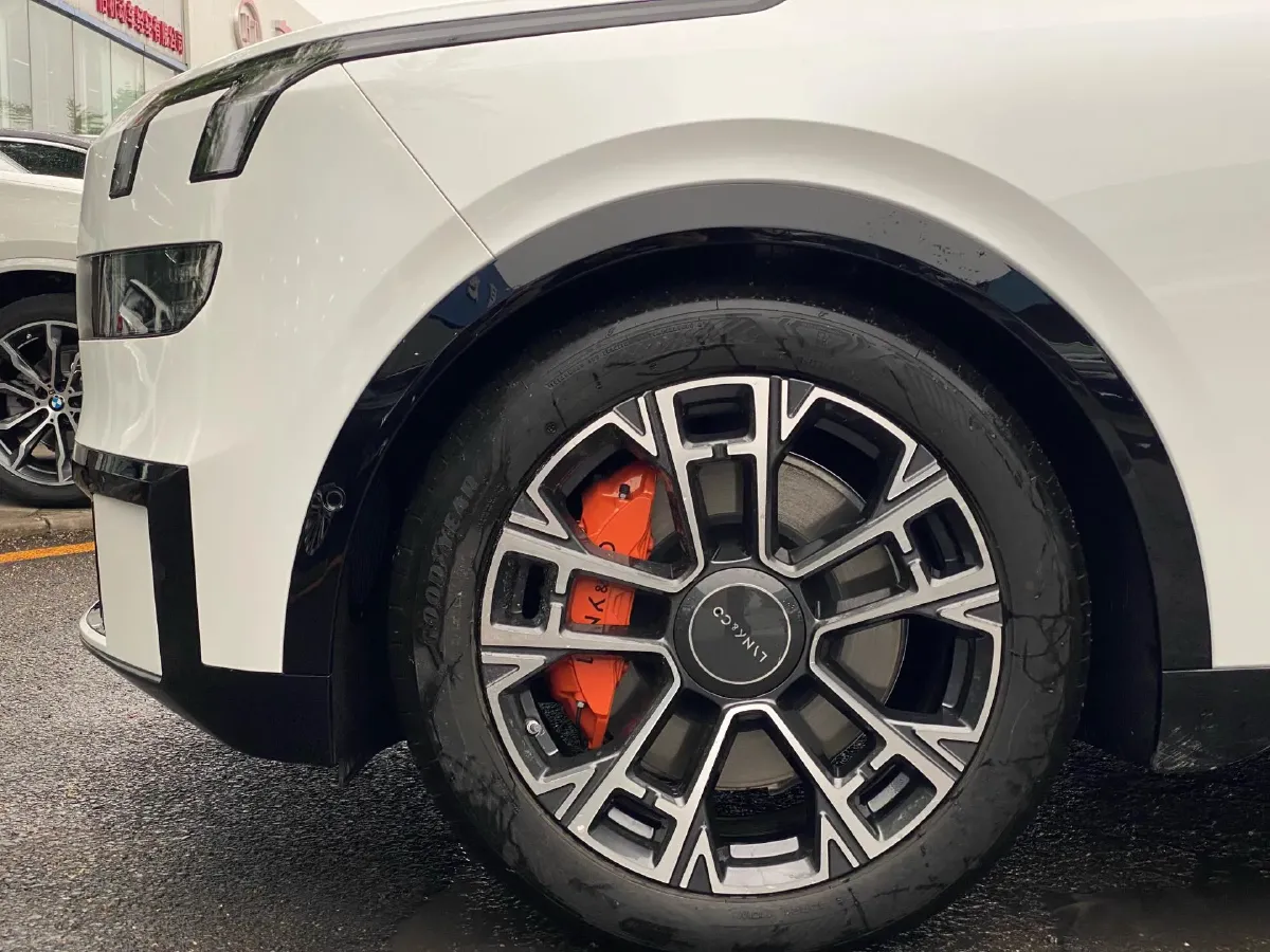 2025 LYNK&CO 900 2.0T 254HP L4 3DHT PHEV,autocango,china used car exporter,china ev exporter,chinese used car exporter,chinese used ev exporter