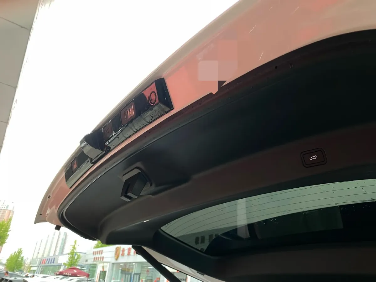 2025 LYNK&CO 900 2.0T 254HP L4 3DHT PHEV,autocango,china used car exporter,china ev exporter,chinese used car exporter,chinese used ev exporter