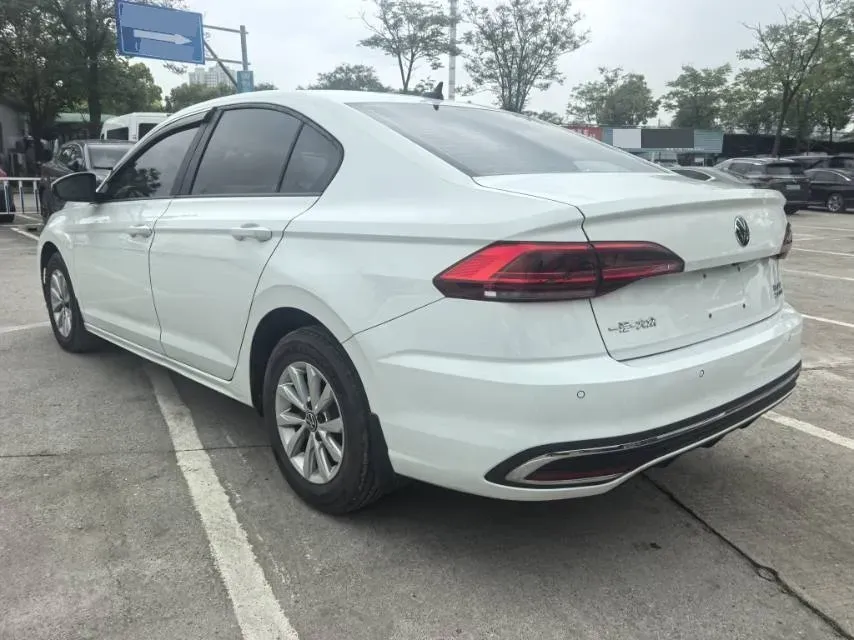 2023 Volkswagen Bora 1.2T 116HP L4 7DCT,autocango,china used car exporter,china ev exporter,chinese used car exporter,chinese used ev exporter