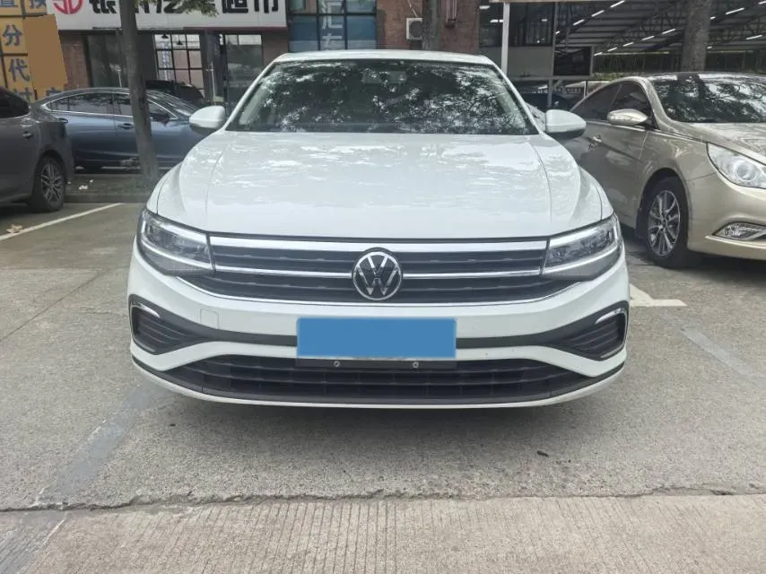 2023 Volkswagen Bora 1.2T 116HP L4 7DCT,autocango,china used car exporter,china ev exporter,chinese used car exporter,chinese used ev exporter