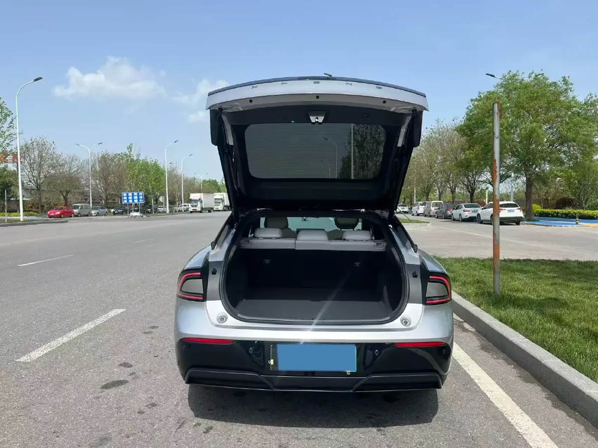 2024 Xpeng P7+ BEV 60.7KWH,autocango,china used car exporter,china ev exporter,chinese used car exporter,chinese used ev exporter