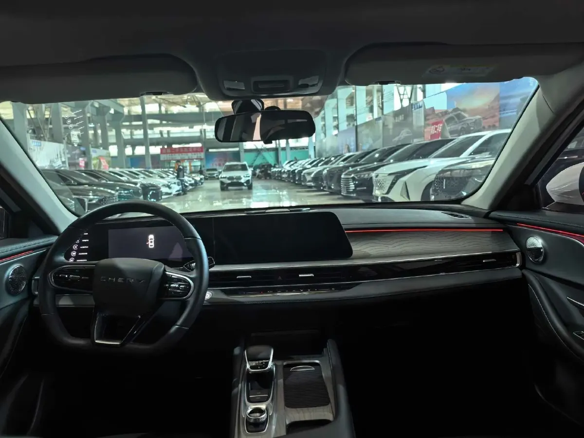 2022 Chery Arrizo 8 1.6T 197HP L4 7DCT,autocango,china used car exporter,china ev exporter,chinese used car exporter,chinese used ev exporter