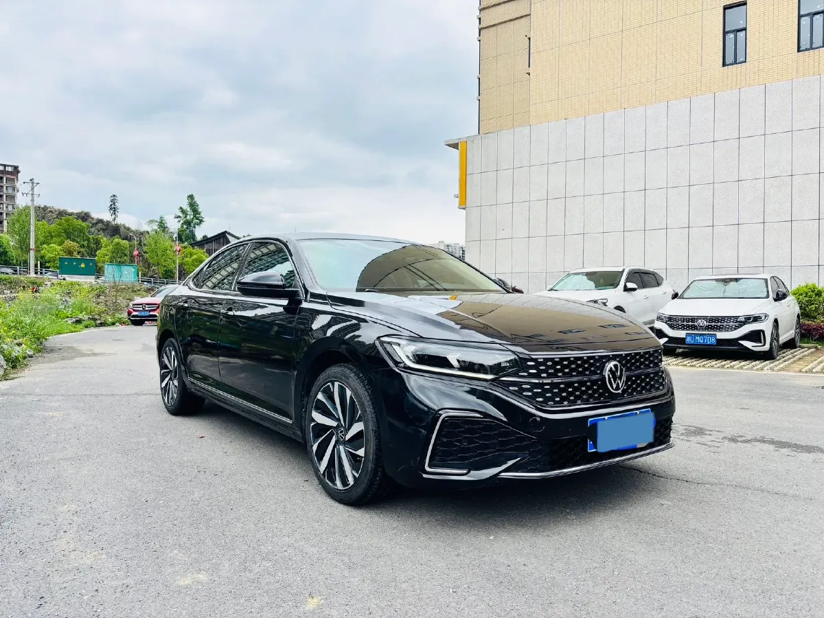 2022 Skoda Kodiak GT 2.0T 186HP L4 7DCT,autocango,china used car exporter,china ev exporter,chinese used car exporter,chinese used ev exporter