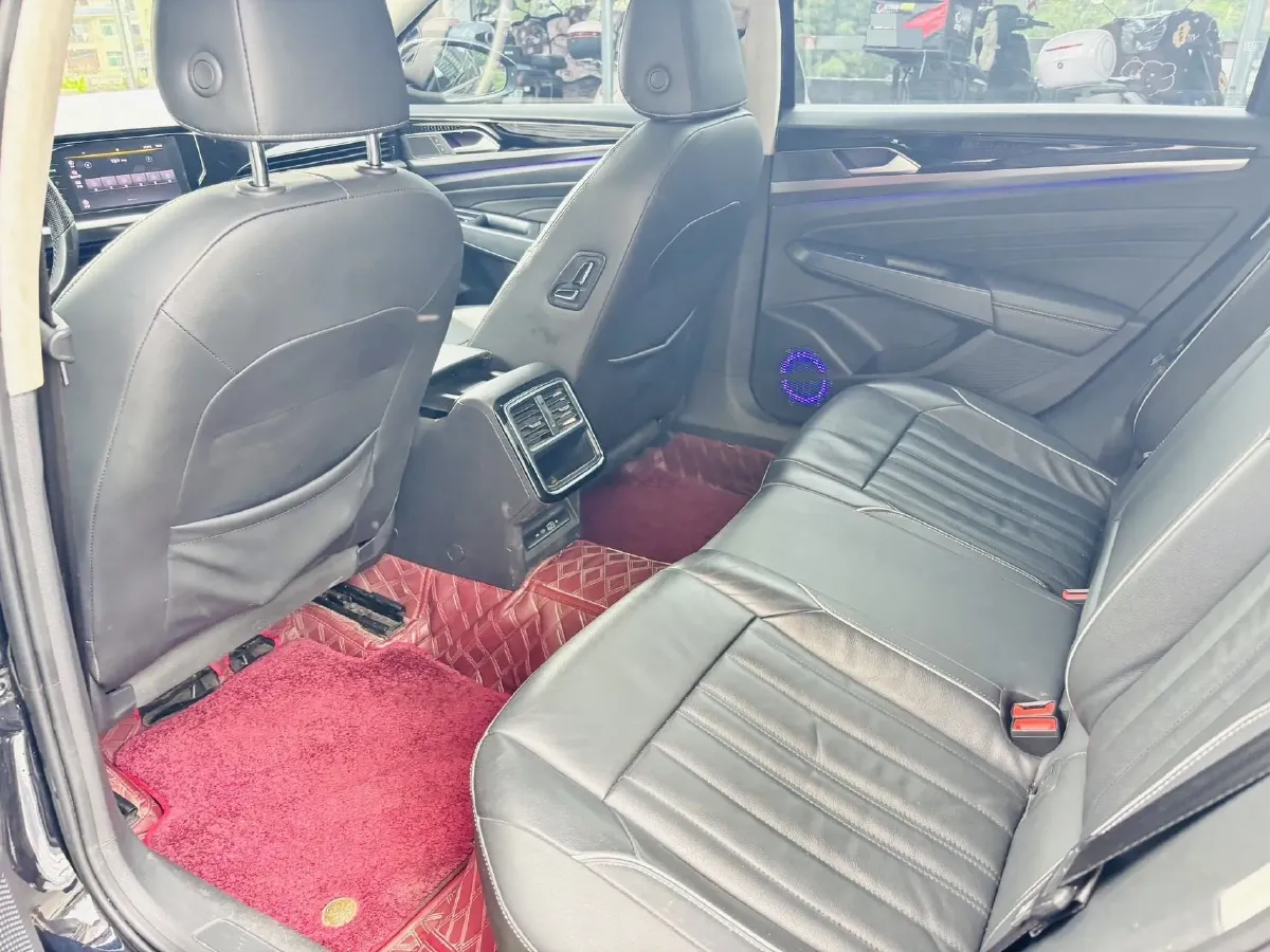 2022 Skoda Kodiak GT 2.0T 186HP L4 7DCT,autocango,china used car exporter,china ev exporter,chinese used car exporter,chinese used ev exporter