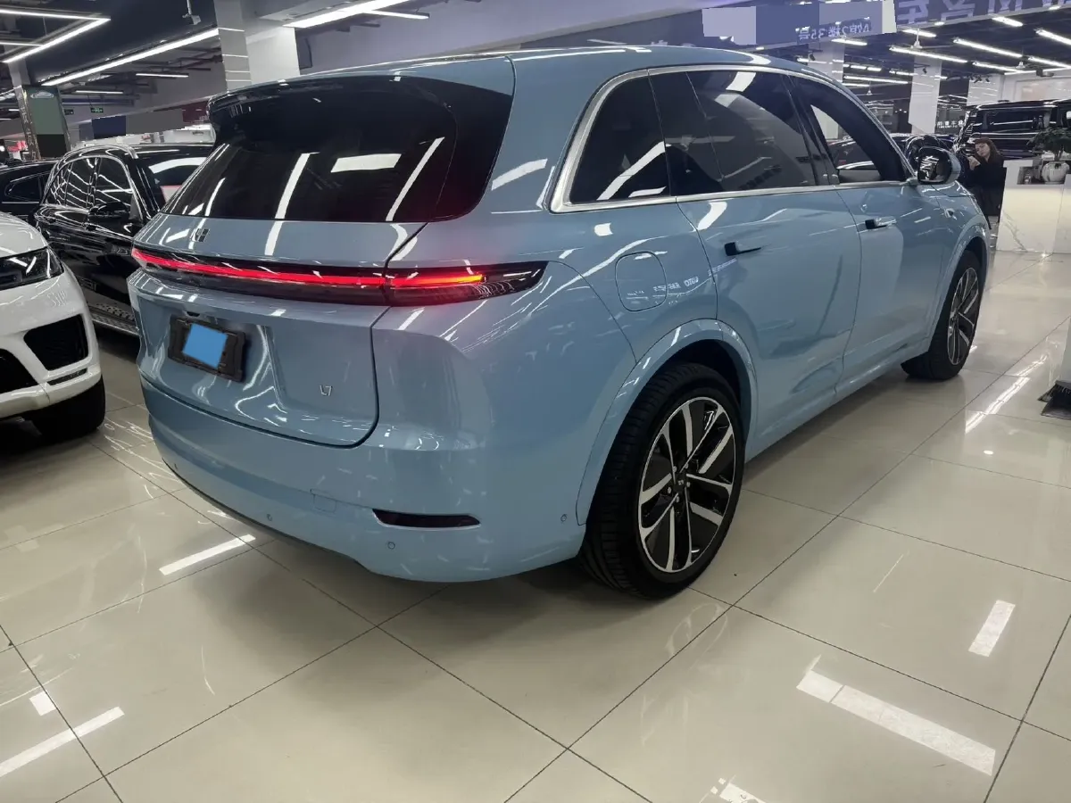 2024 Li L8 Range Extended 154HP REEV 52.3KWH,autocango,china used car exporter,china ev exporter,chinese used car exporter,chinese used ev exporter