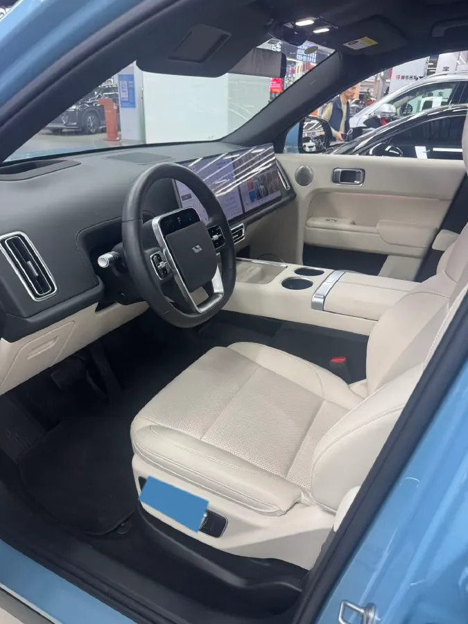 2024 Li L8 Range Extended 154HP REEV 52.3KWH,autocango,china used car exporter,china ev exporter,chinese used car exporter,chinese used ev exporter