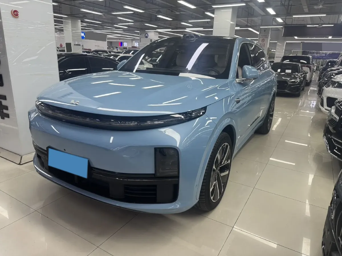 2024 Li L8 Range Extended 154HP REEV 52.3KWH,autocango,china used car exporter,china ev exporter,chinese used car exporter,chinese used ev exporter
